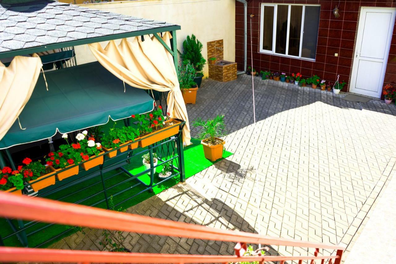 クタイシOld Districtアパートメント エクステリア 写真